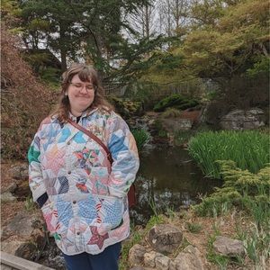 Meet your Posher, Em